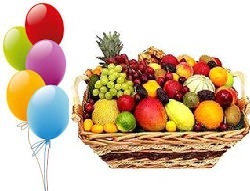 Basket of Fresh fruits 5 Kg and 5 air filled balloons