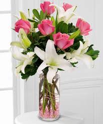 2 White Lilies 6 Pink roses in Vase