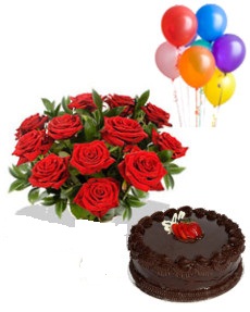 6 Air Filled Balloons with 8 red roses bouquet and 1/2 Kg chocolate cake
