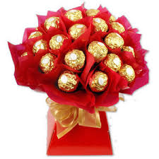 16 Ferrero chocolates in a bouquet