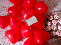 20 Air filled heart shaped balloons