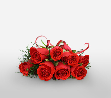 6 Red roses bouquet