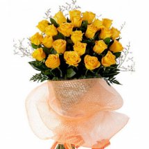 24 Yellow Roses Bouquet