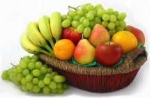 4 Kg. Fresh Fruits in Basket