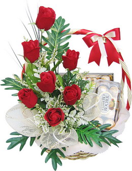 Midnight-6 Red roses and 16 pieces ferrero rocher in same basket